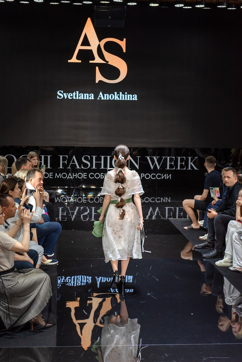 SochiFashionWeek2024 дизайнер Анохина. Семейный и коммерческий фотограф в Сочи Александр Бодунов