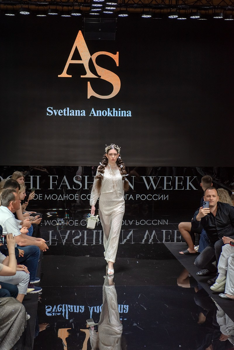 SochiFashionWeek2024 дизайнер Анохина. Семейный и коммерческий фотограф в Сочи Александр Бодунов