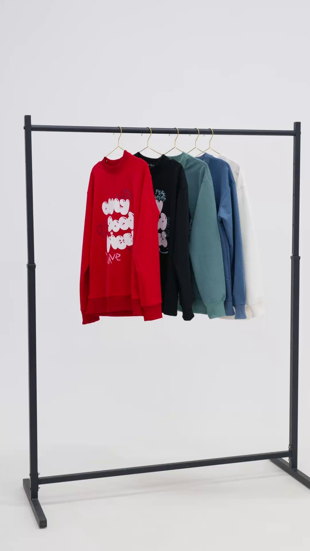 Съемка каталогов одежды на моделях для маркетплейс в Иваново. Фотограф в Иваново: Каталожная съемка одежды и постельного белья, Wildberries