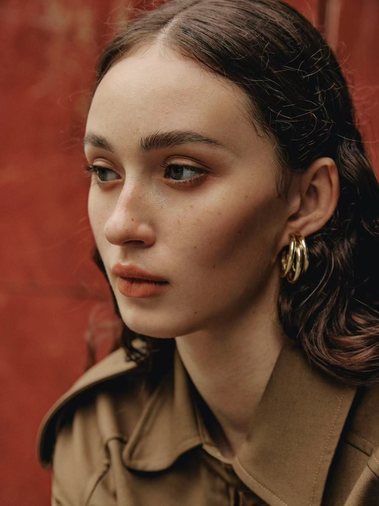 Алина, 40-42 р, 174 см. KED Production — продакшн из СПб. Создаём фото, видео и контент, который помогает брендам и селлерам продавать больше