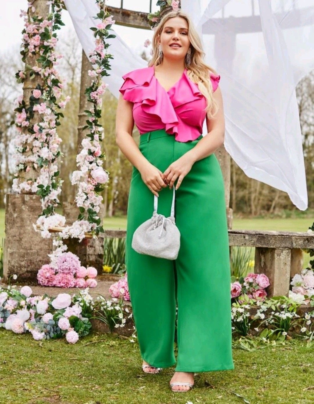 продакшн съемка одежды Plus Size для маркетплейсов