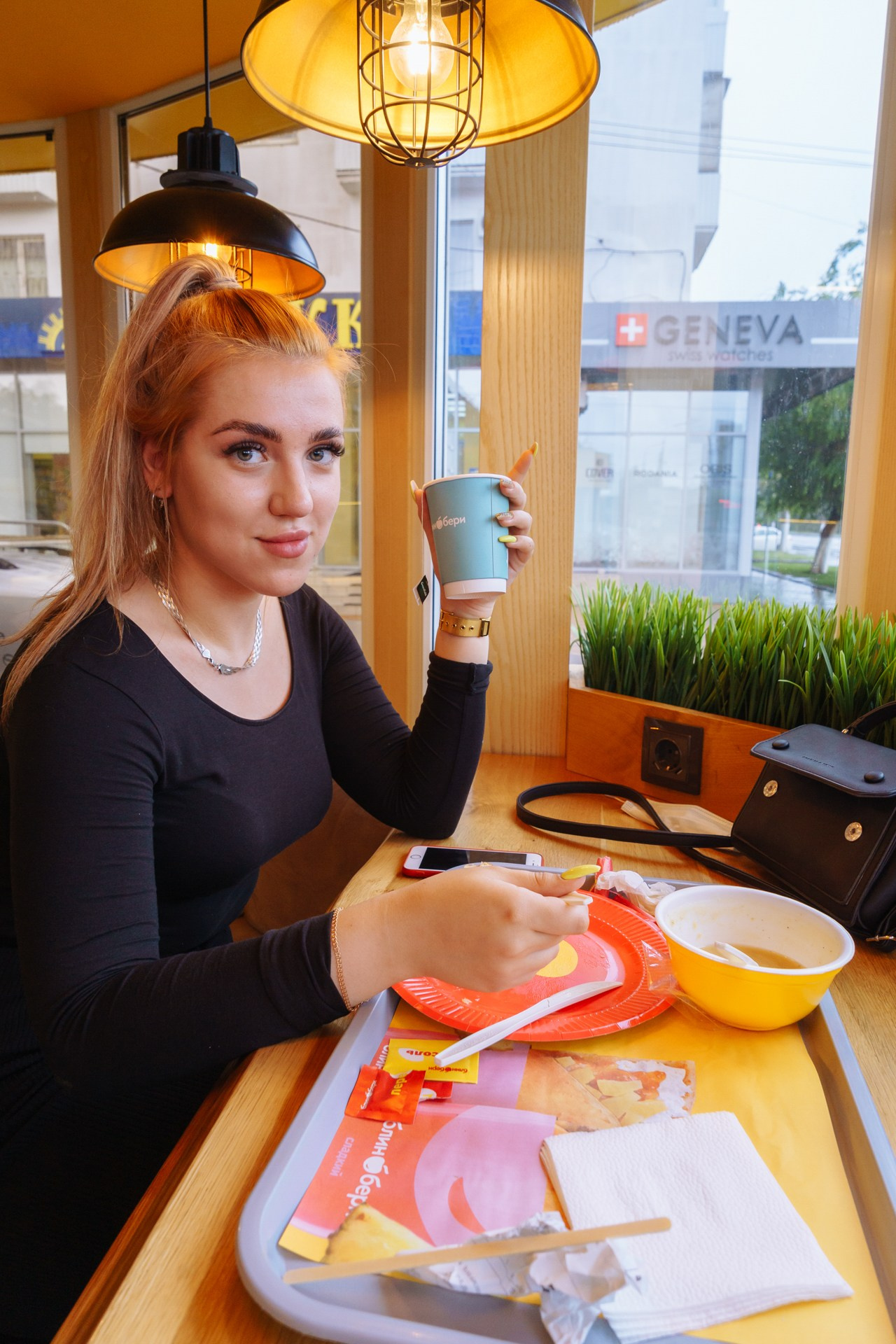 Открытие Блинбери на пл. Ленина. Событийный фотограф Максим Бескоровайновнов