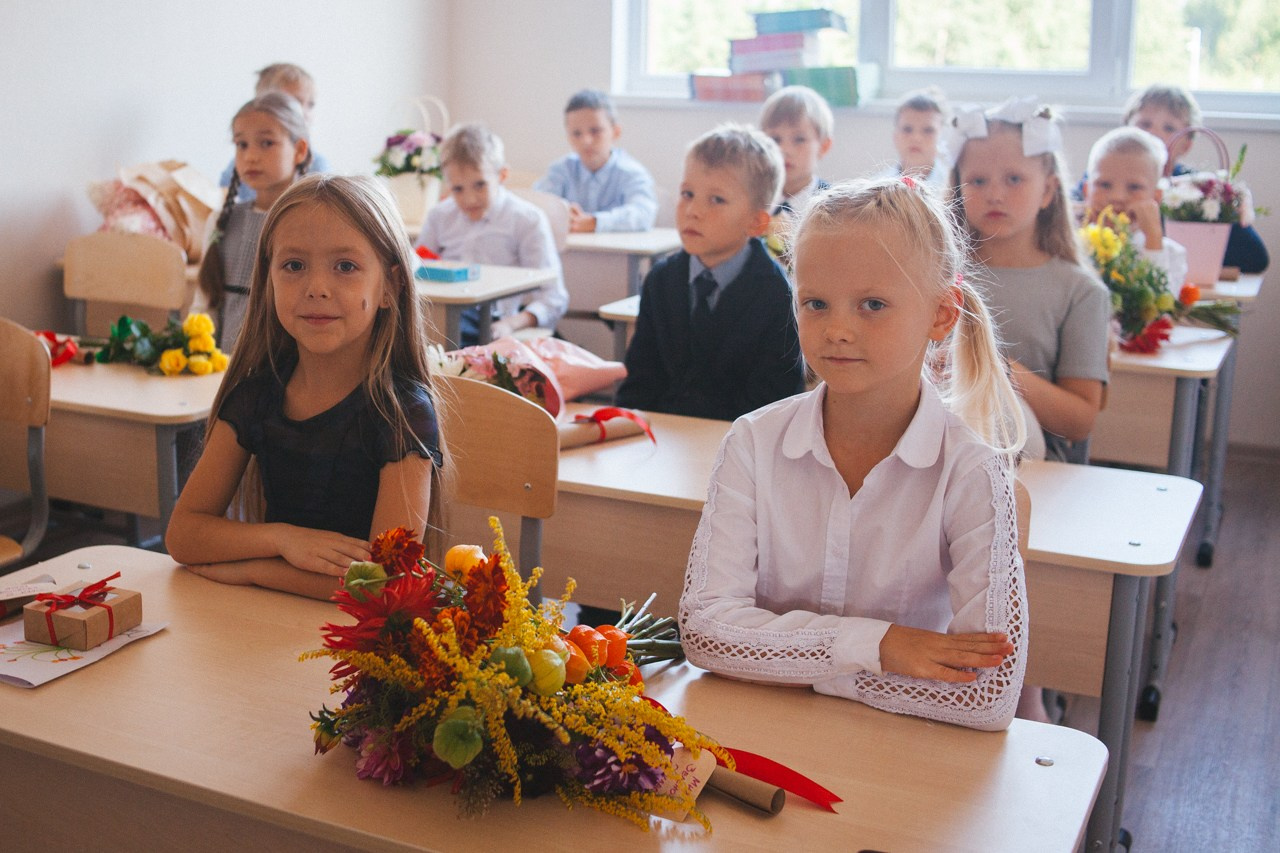 1 сентября в «Квадратике». Семейный фотограф во Всеволожске и Санкт-Петербурге Юлия Капустина