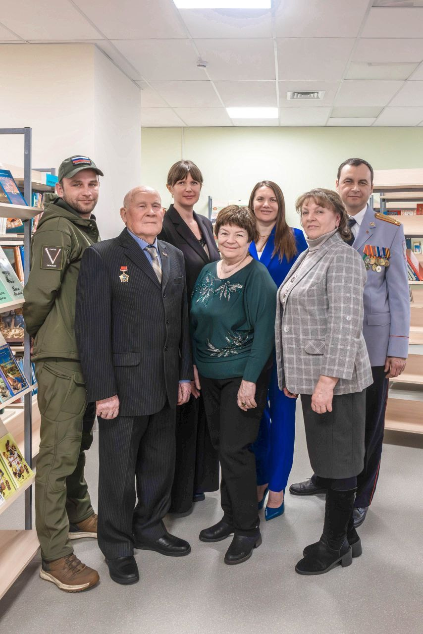 Руководители Женсовета Южный Домодедово на встрече с ветеранами боевых действий.
