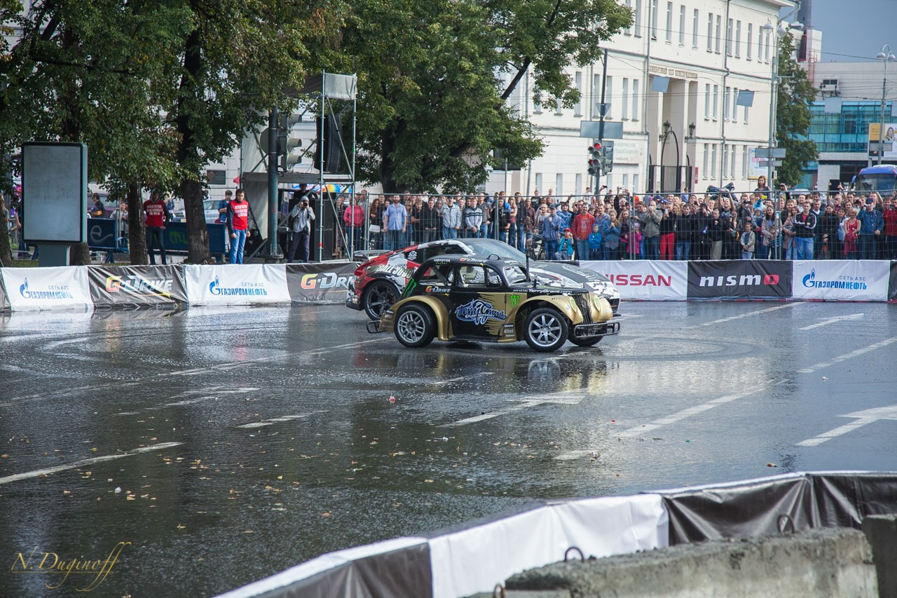 Nissan Nissmo Drive. Профессиональный фотограф Дугинов Николай | Екатеринбург