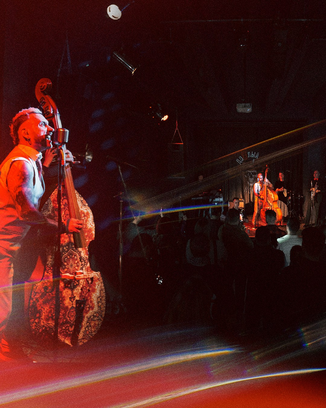 Шайка Дохлый Номер. Графический дизайнер Илья Левченко