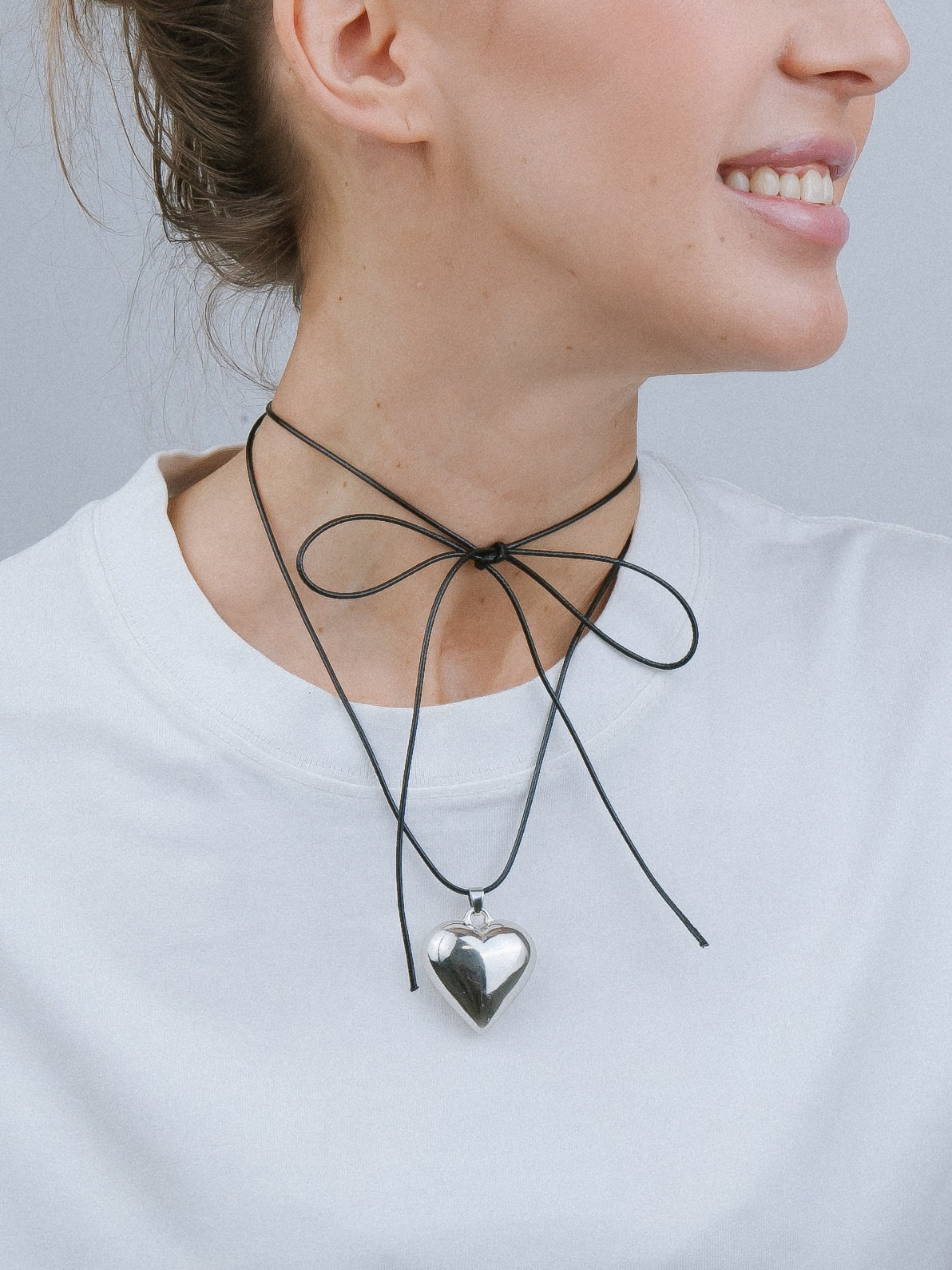 Бижутерия на модели. Ozon/wb