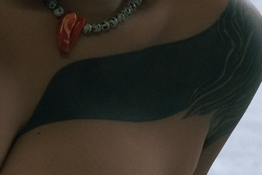 Tibetan girl. Photographer Tbilisi