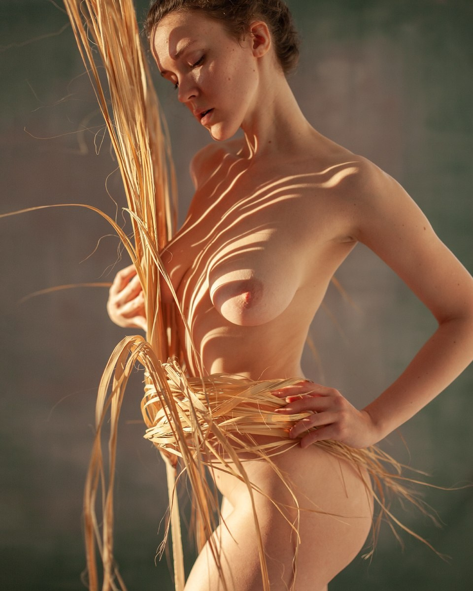 Обнаженная пластическая фотография. Мастерская Демченко