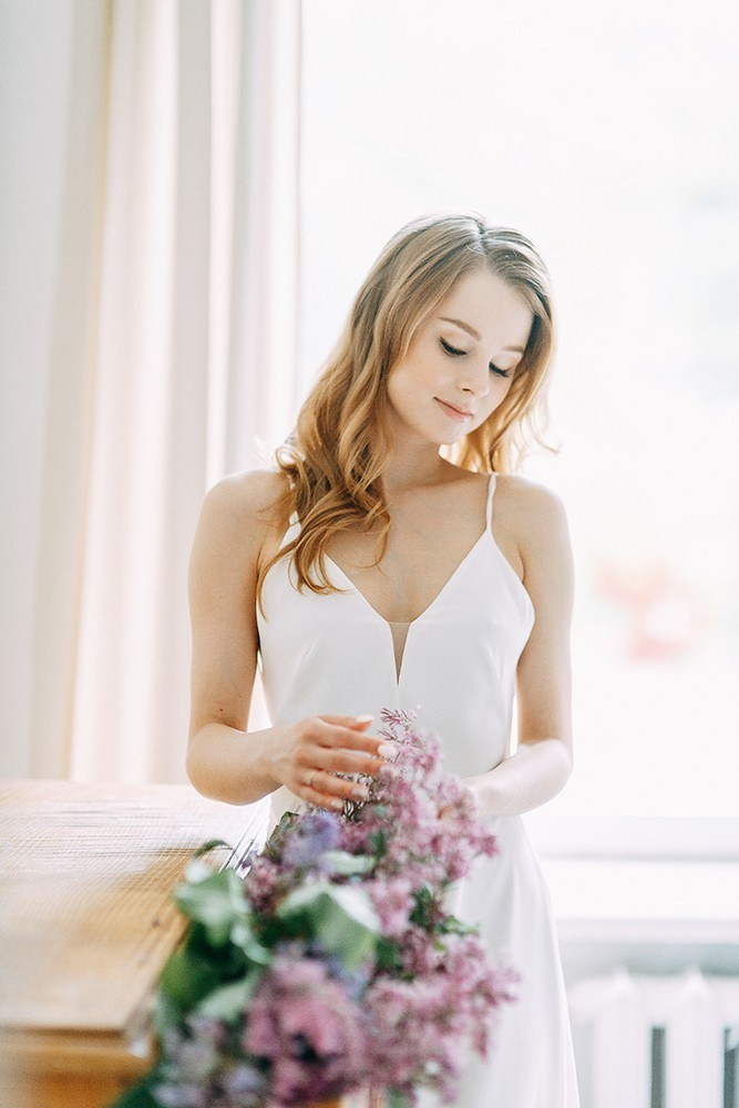 Утро невесты в сирени