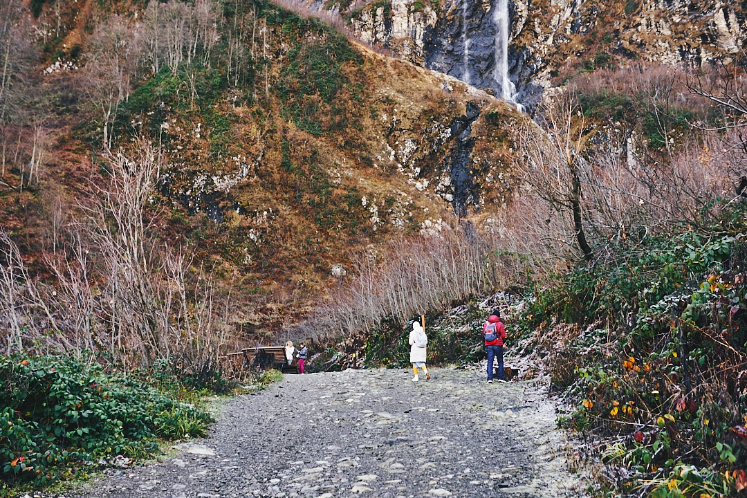 Фотографии с похода на водопад Поликария. Фотограф в Сочи Катя Гончарова