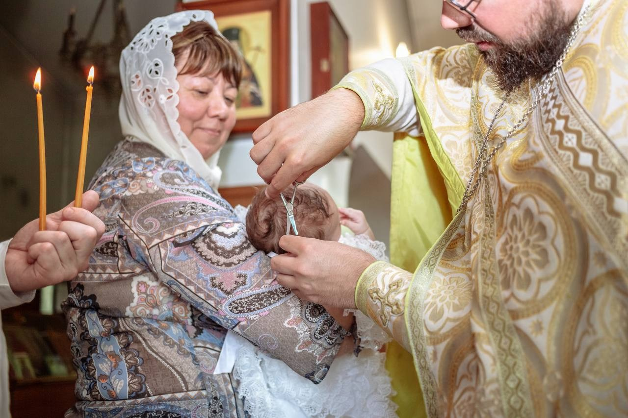 Фотосъёмка таинства крещения. Фотограф на крестины. GagarinProArt