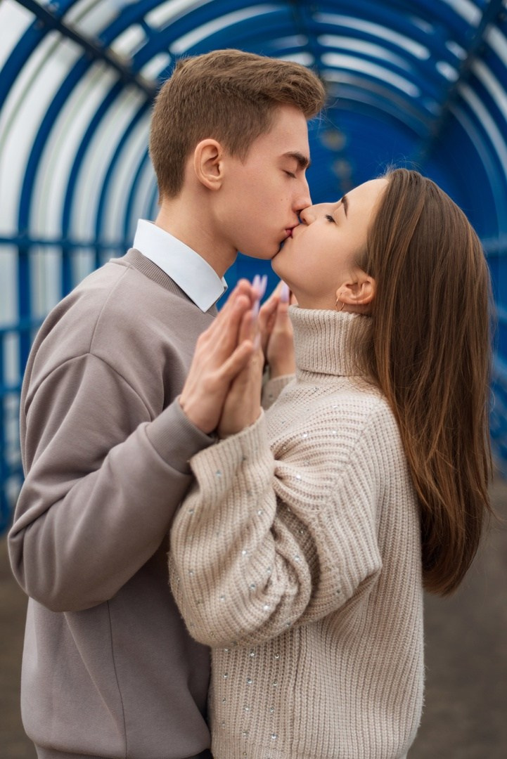 Уличная Love-Story. Фотограф Софья Власенко | Вологда