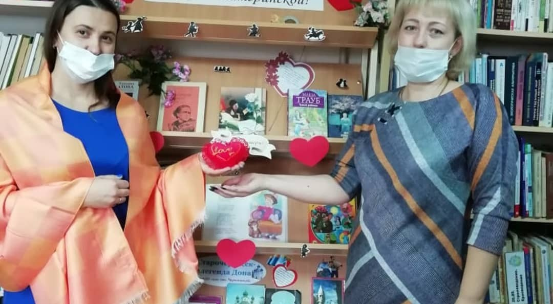 Награда за доброту и преданность: Татьяна Омельченко в рамках акции 'Накину на плечи платок'!