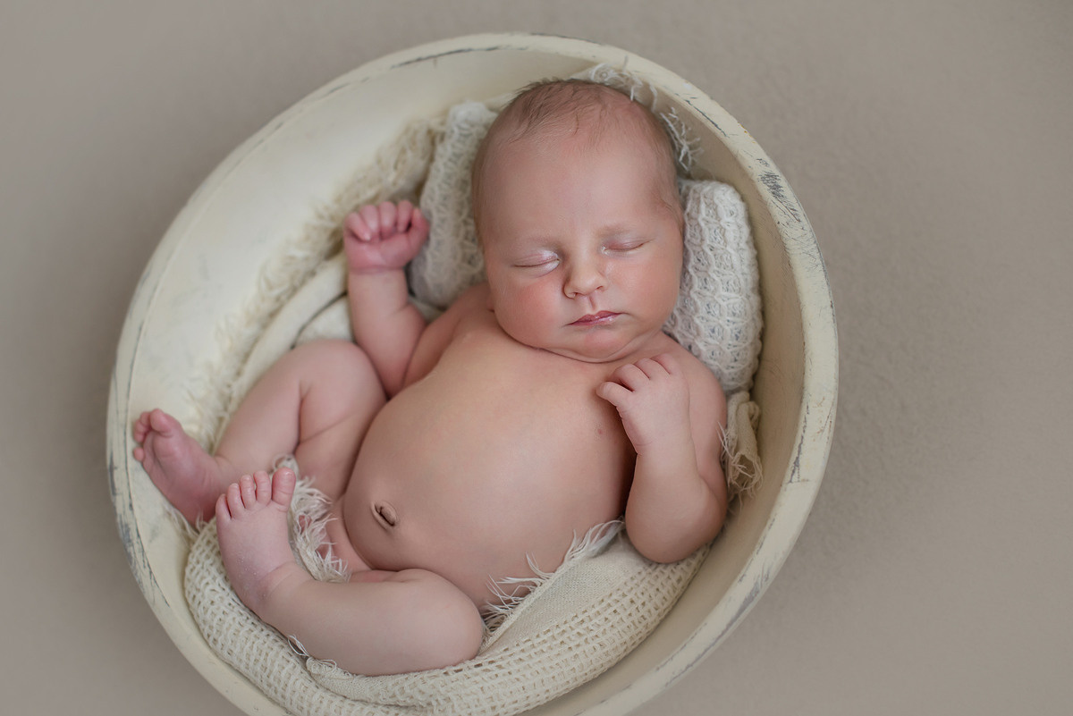 Тима 8 дней. Фотограф новорожденных Елена Панова