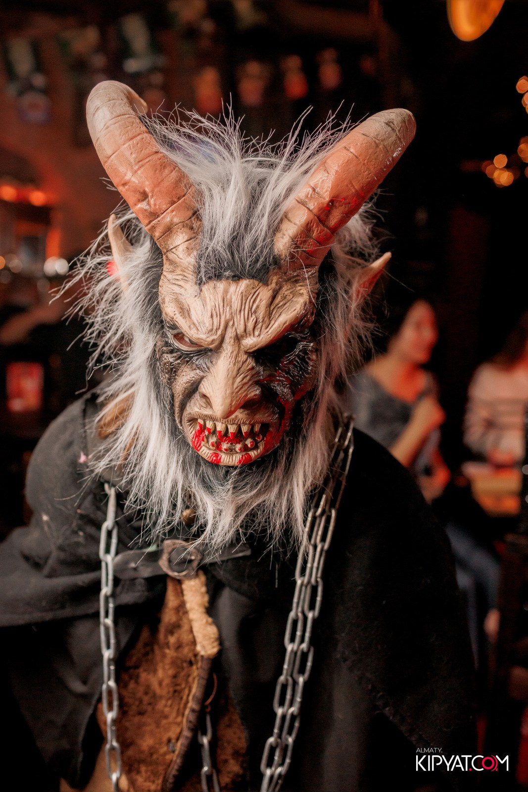 MERRY CREEPYSTMASS AND SPOOKY NEW YEAR — QUEEN OF THE DARKNESS BAR. КИПЯТКОМ АЛМАТЫ!