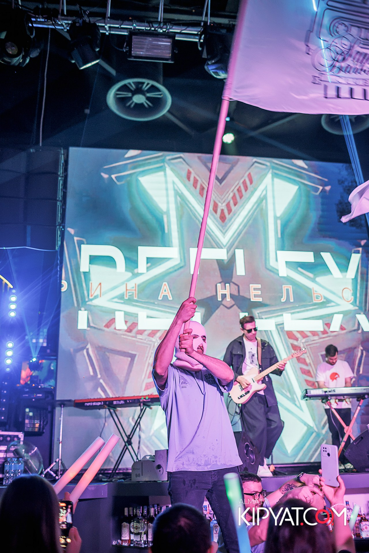 SANTA BARBARA — ВЫСТУПЛЕНИЕ ГРУППЫ REFLEX. КИПЯТКОМ АЛМАТЫ!