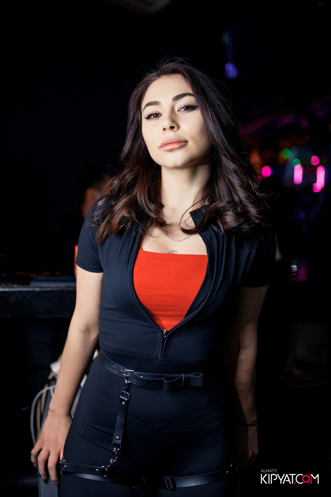 UYAT EMES BAR. КИПЯТКОМ АЛМАТЫ!