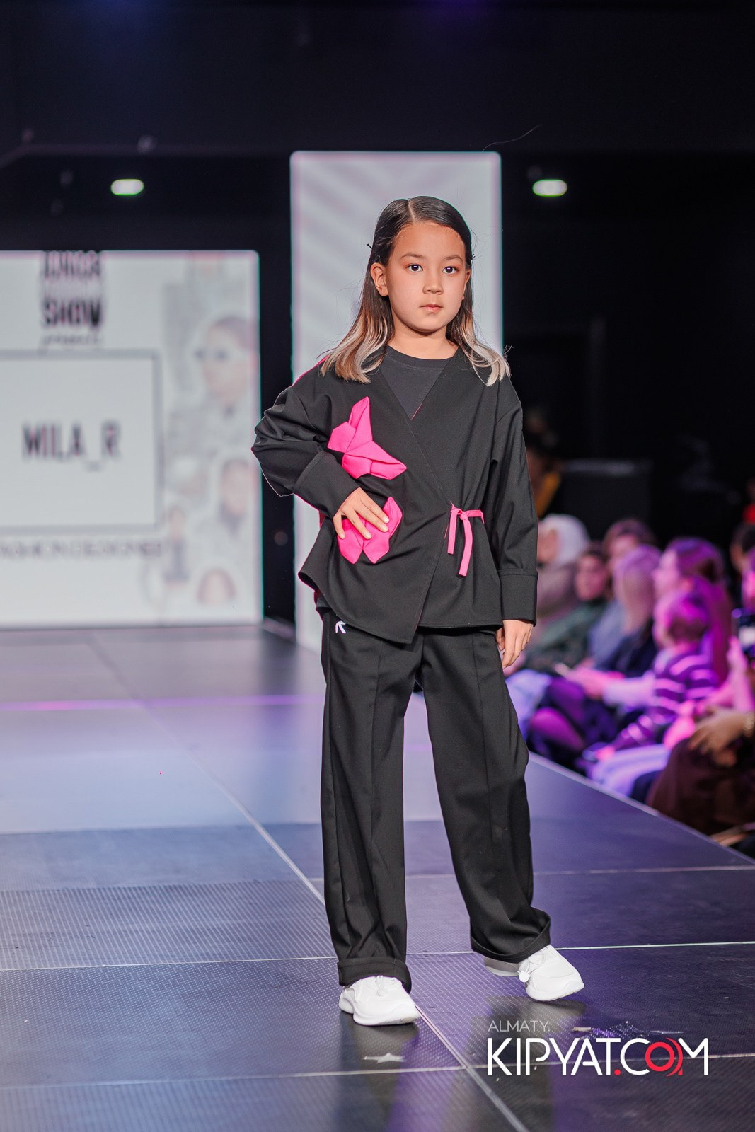 JUNIOR MODELS SHOW В РАМКАХ БЛАГОТВОРИТЕЛЬНОГО ПРОЕКТА МОДА ЗА СЧАСТЬЕ ДЕТЕЙ. КИПЯТКОМ АЛМАТЫ!