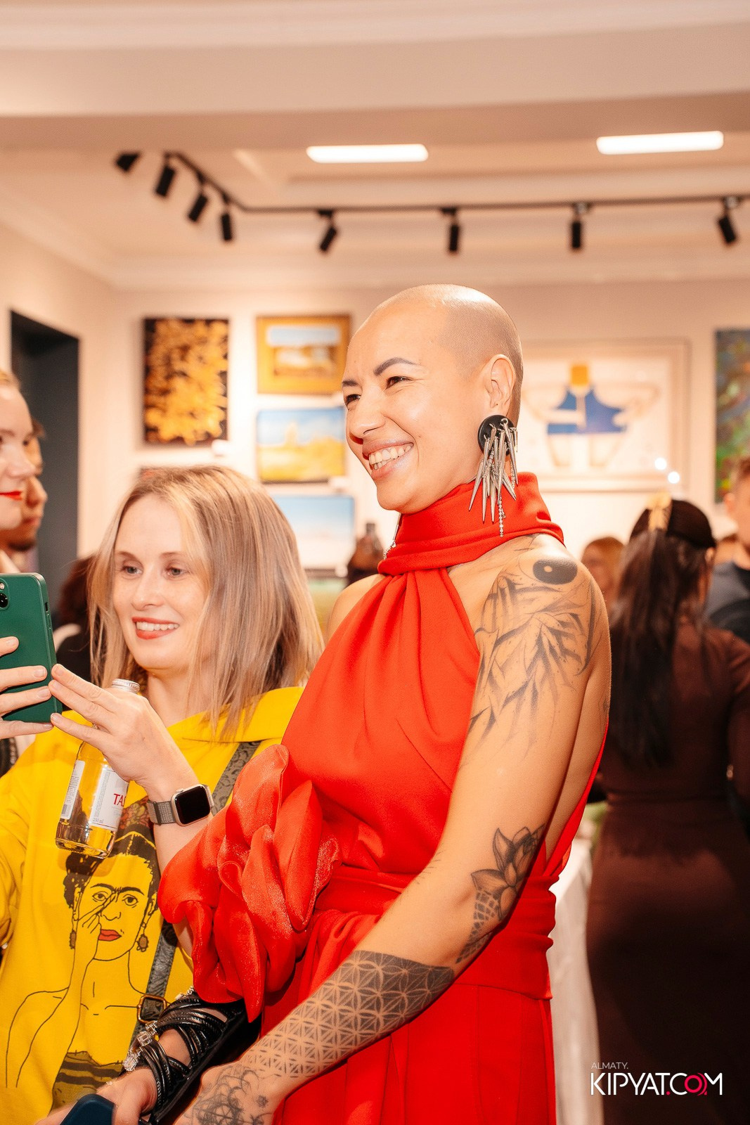 ОТКРЫТИЕ ХУДОЖЕСТВЕННОЙ ГАЛЕРЕИ ETNA ART LAB. КИПЯТКОМ АЛМАТЫ! Фотосъемка мероприятий в Алматы