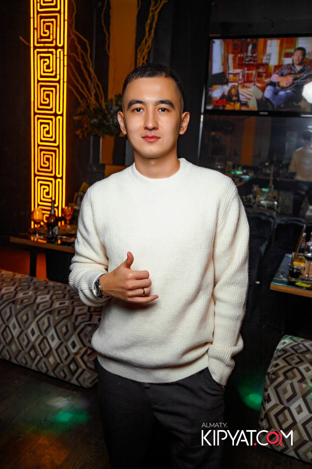 УХО И МЕДВЕДЬ НА ГАГАРИНА. КИПЯТКОМ АЛМАТЫ!