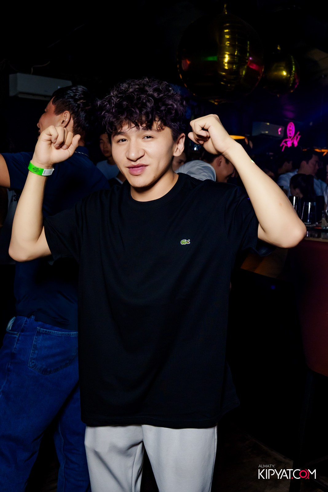 UYAT EMES BAR. КИПЯТКОМ АЛМАТЫ!