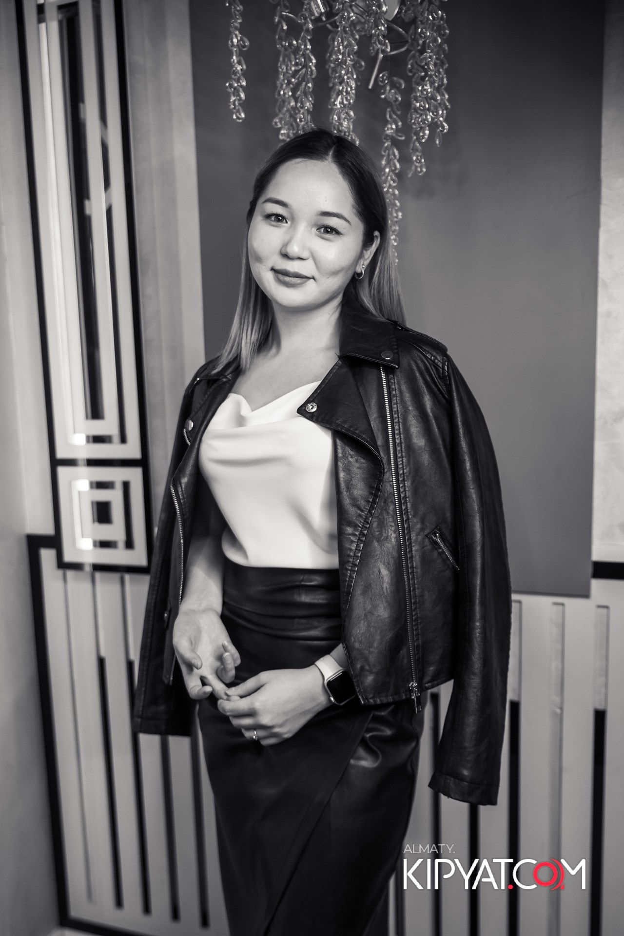 Ухо и Медведь на Гагарина. КИПЯТКОМ АЛМАТЫ!