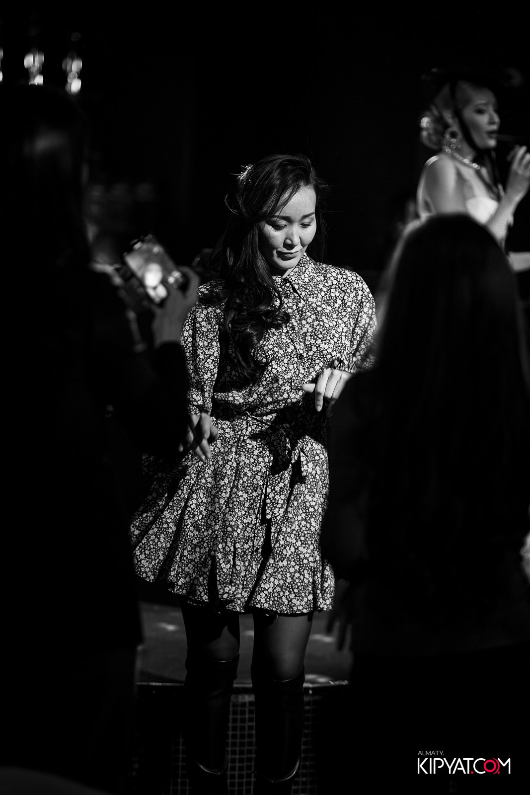 MOOD KARAOKE & TERRACE. КИПЯТКОМ АЛМАТЫ!