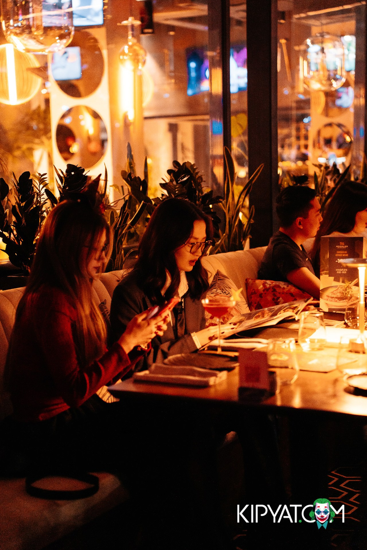 NOODLES. КИПЯТКОМ АЛМАТЫ!