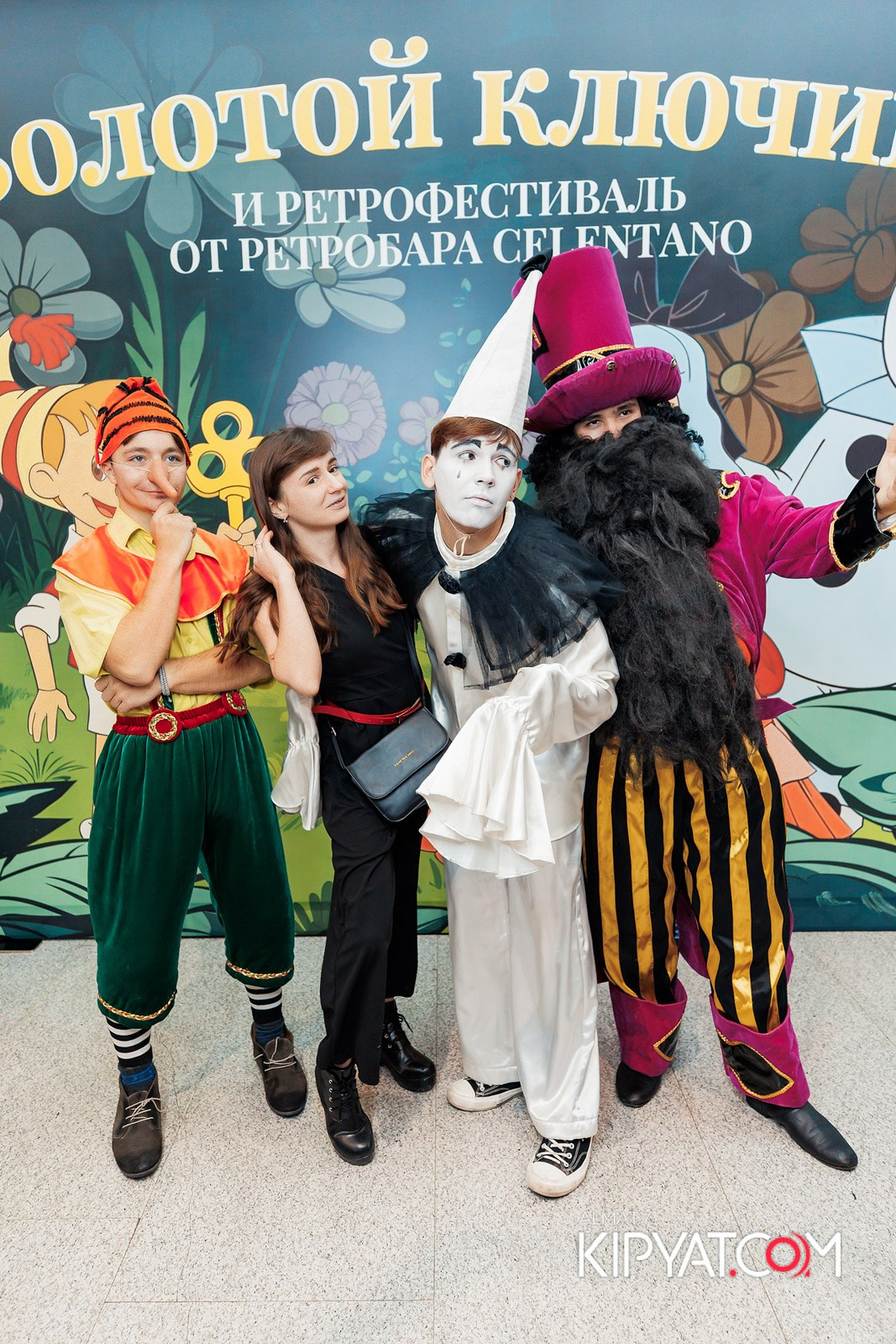 ЗОЛОТОЙ КЛЮЧИК И РЕТРОФЕСТИВАЛЬ ОТ РЕСТОБАРА CELENTANO. КИПЯТКОМ АЛМАТЫ!