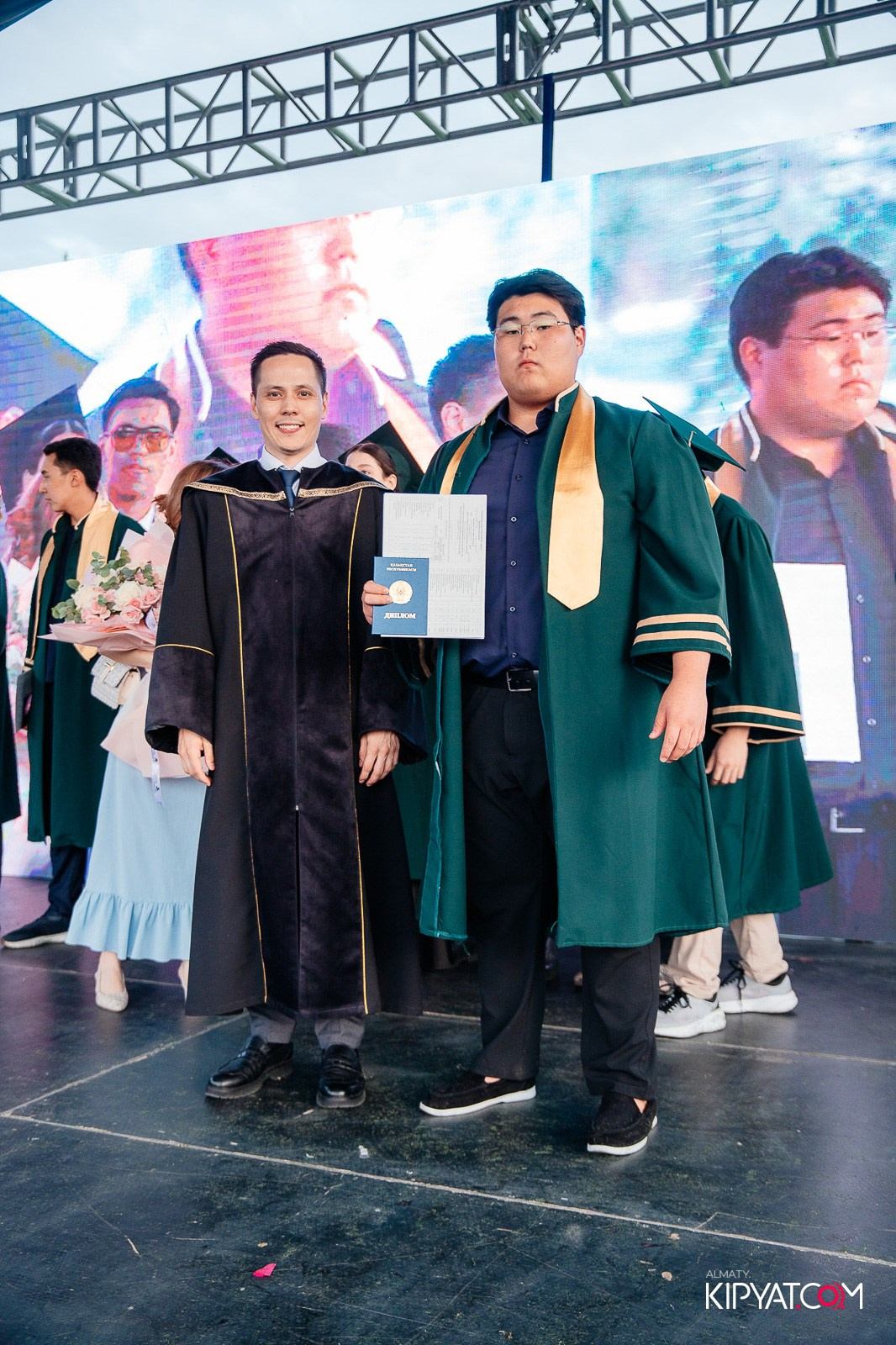 ВРУЧЕНИЕ ДИПЛОМОВ — НАРХОЗ КОЛЛЕДЖ. Part 4. КИПЯТКОМ АЛМАТЫ!