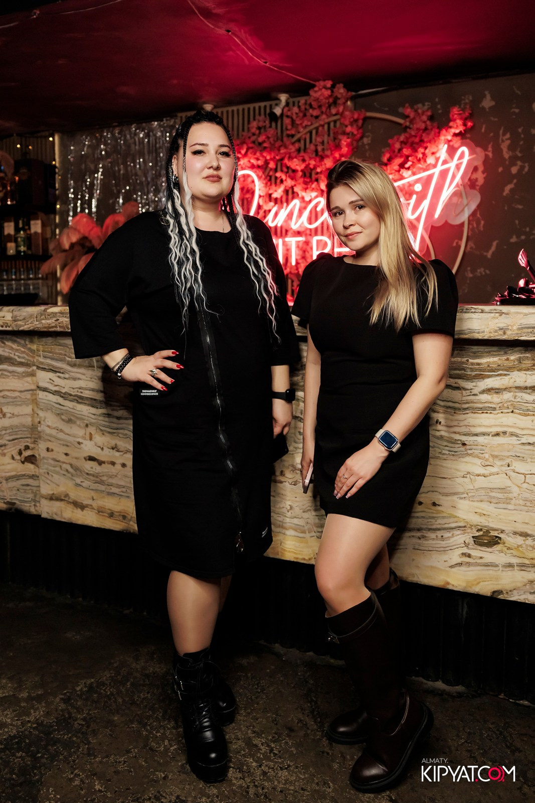 МУЗЫКАЛЬНОЕ ЛОТО В HIT RETRO. КИПЯТКОМ АЛМАТЫ! Фотосъемка мероприятий в Алматы