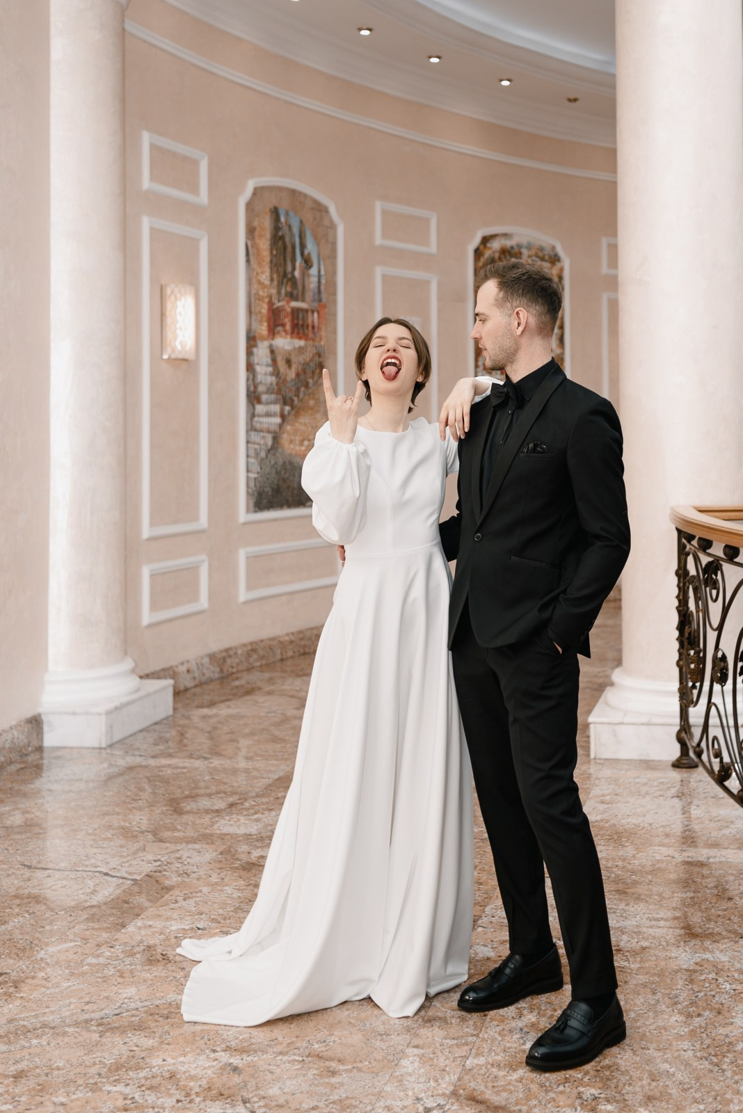 Свадебный фотограф в Тюмени — Стас и Таня — Съемка в отеле и на улице. Фотограф Дарья Мустафина, Тюмень