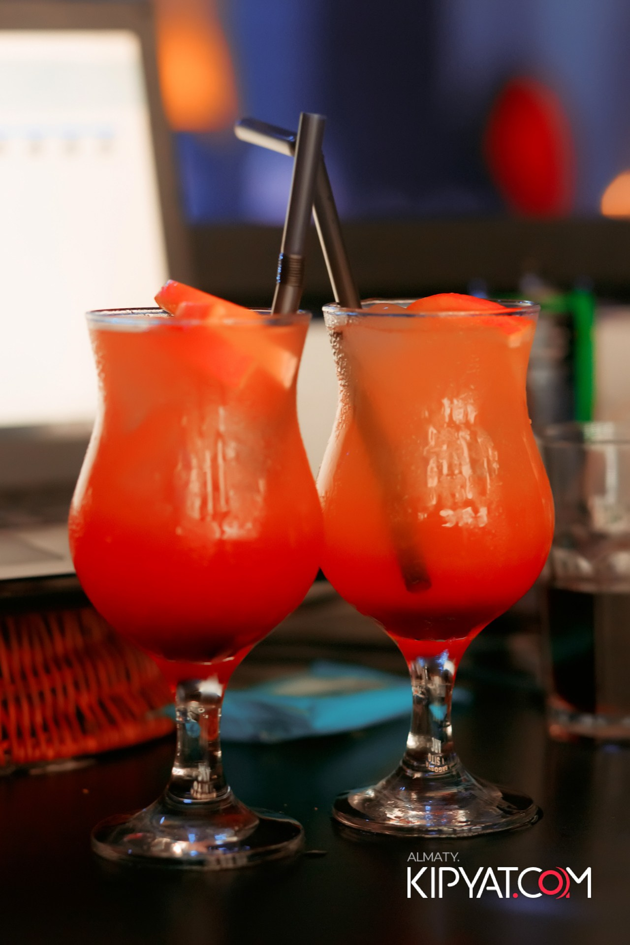 ARAGOSTA. КИПЯТКОМ АЛМАТЫ!