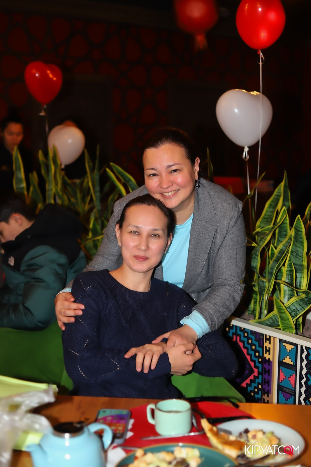 РЕСТОРАН PAVLIN MAVLIN. КИПЯТКОМ АЛМАТЫ!