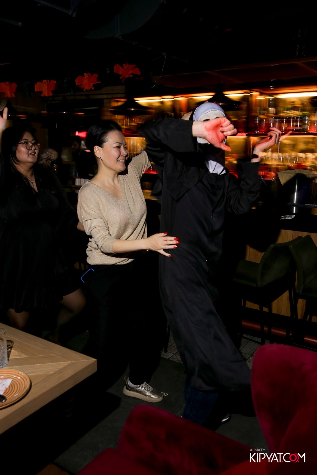 SPACE KARAOKE BAR. КИПЯТКОМ АЛМАТЫ!