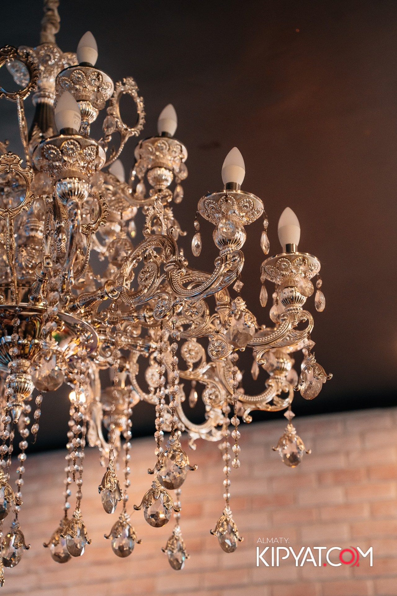 ДОРОГАЯ, Я НЕ ПИЛ. КИПЯТКОМ АЛМАТЫ!