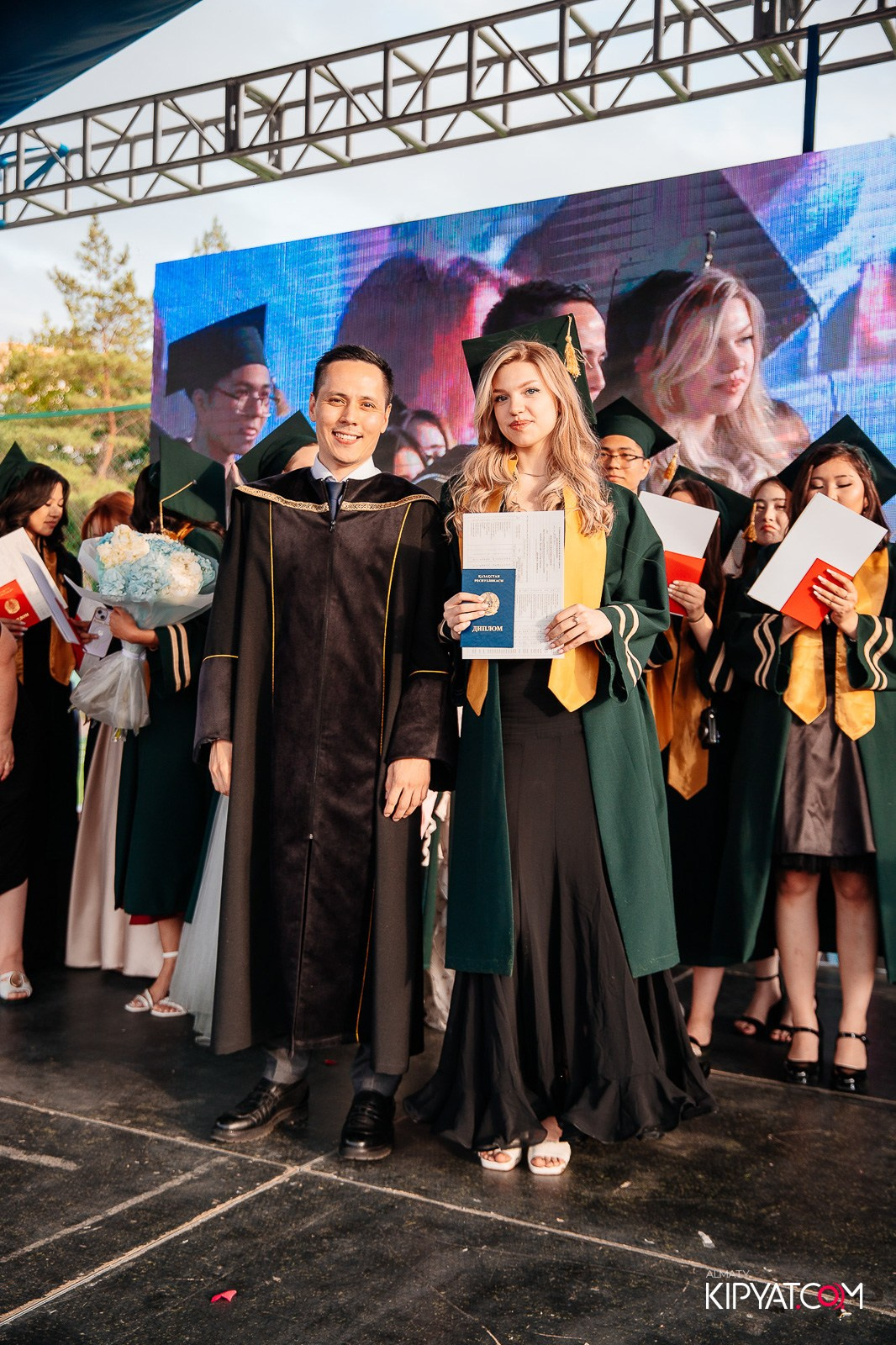 ВРУЧЕНИЕ ДИПЛОМОВ — НАРХОЗ КОЛЛЕДЖ. Part 3. КИПЯТКОМ АЛМАТЫ!