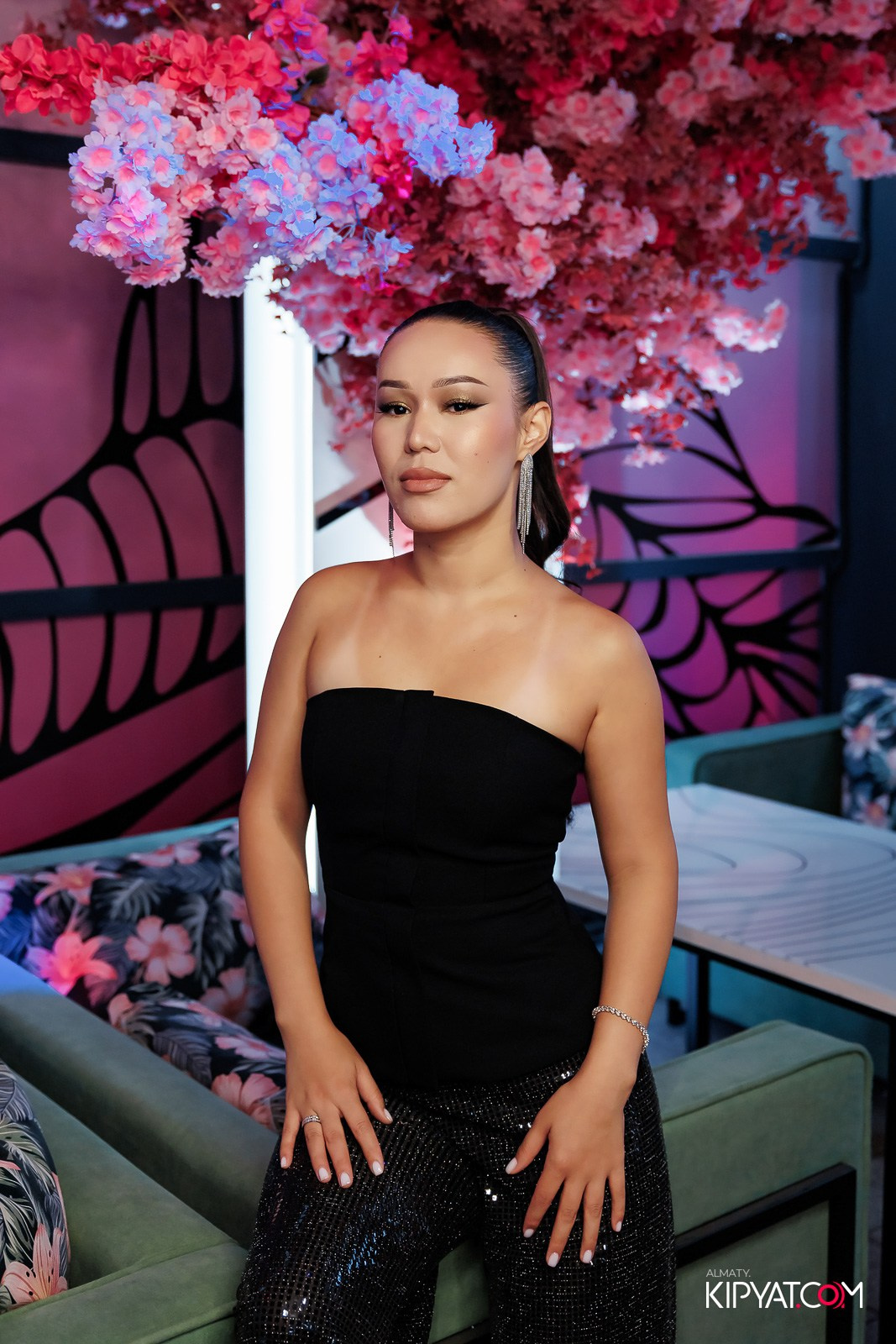 ЗАЯ, НА БИС. КИПЯТКОМ АЛМАТЫ!