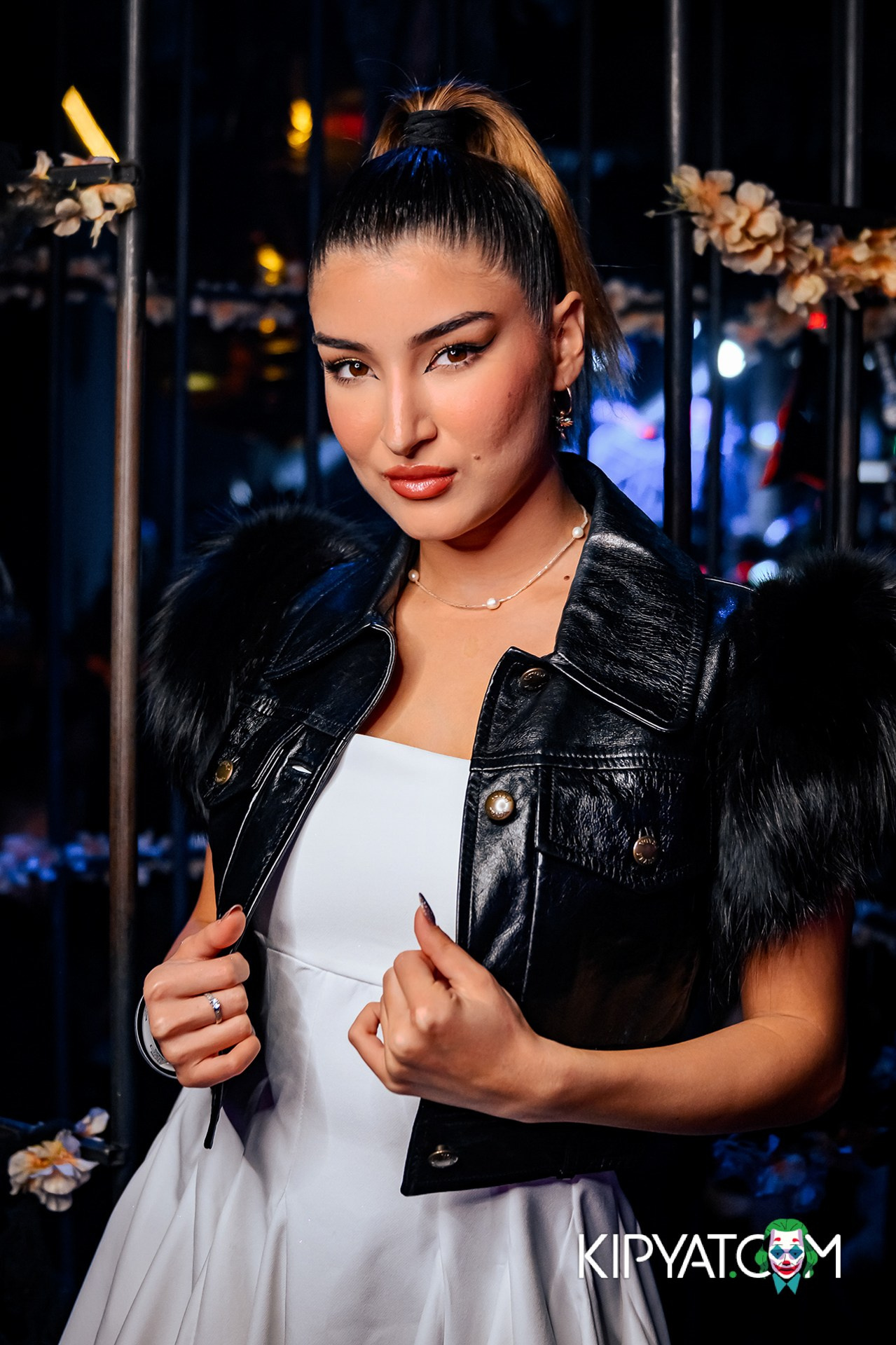 UYAT EMES BAR. КИПЯТКОМ АЛМАТЫ!