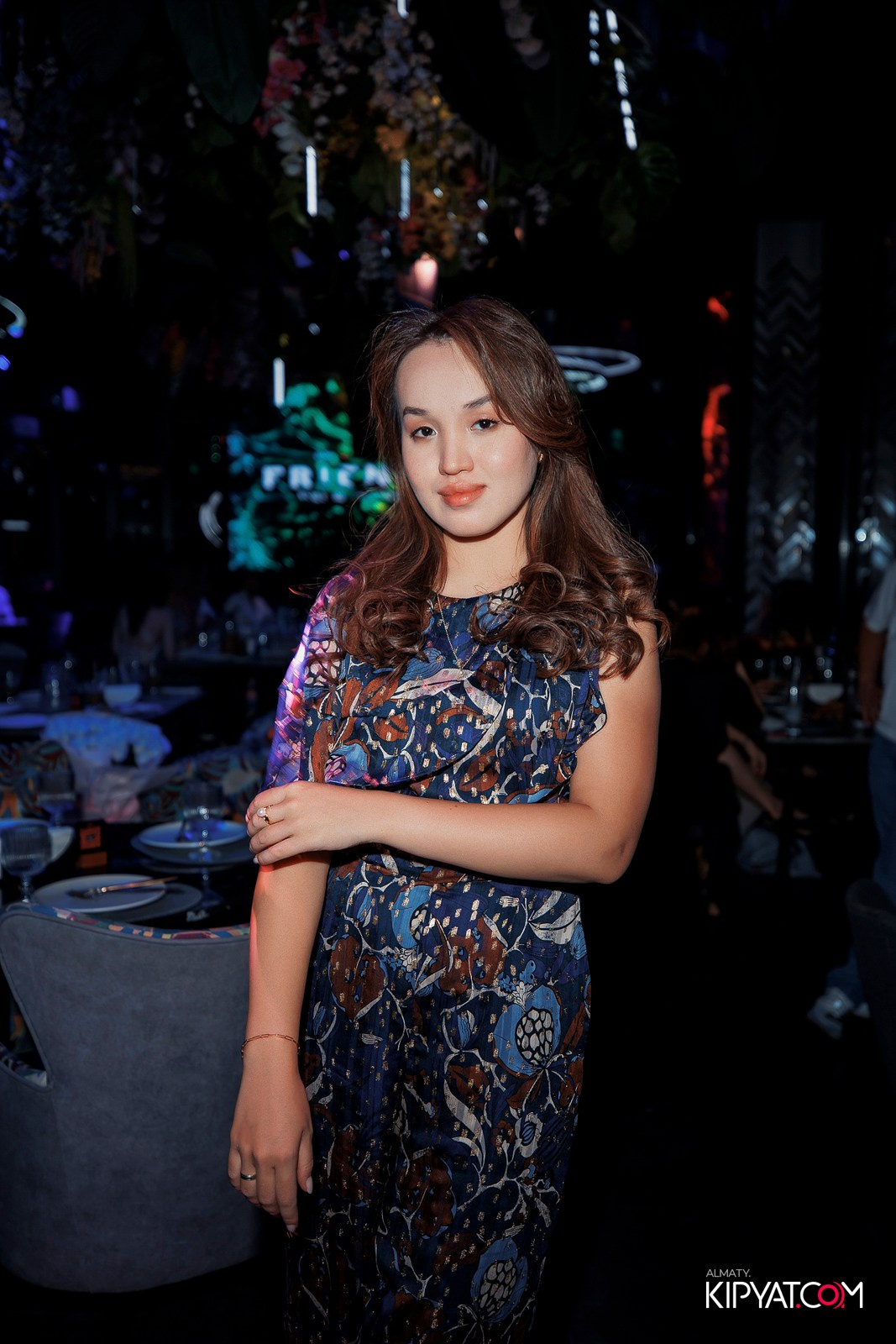 FRIENDS BAR & TERRACE. КИПЯТКОМ АЛМАТЫ!