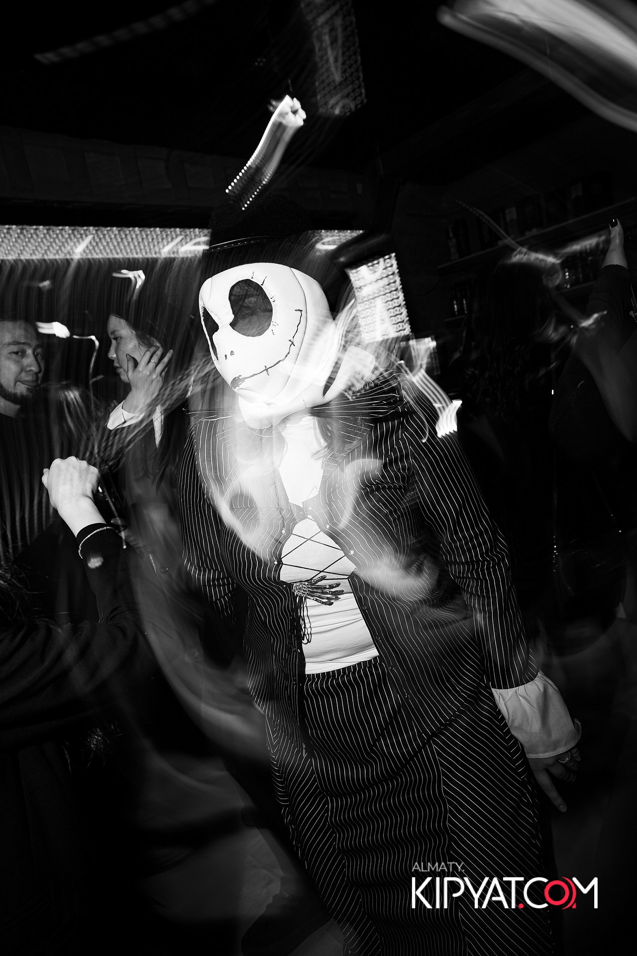 PICASSO BAR. КИПЯТКОМ АЛМАТЫ!