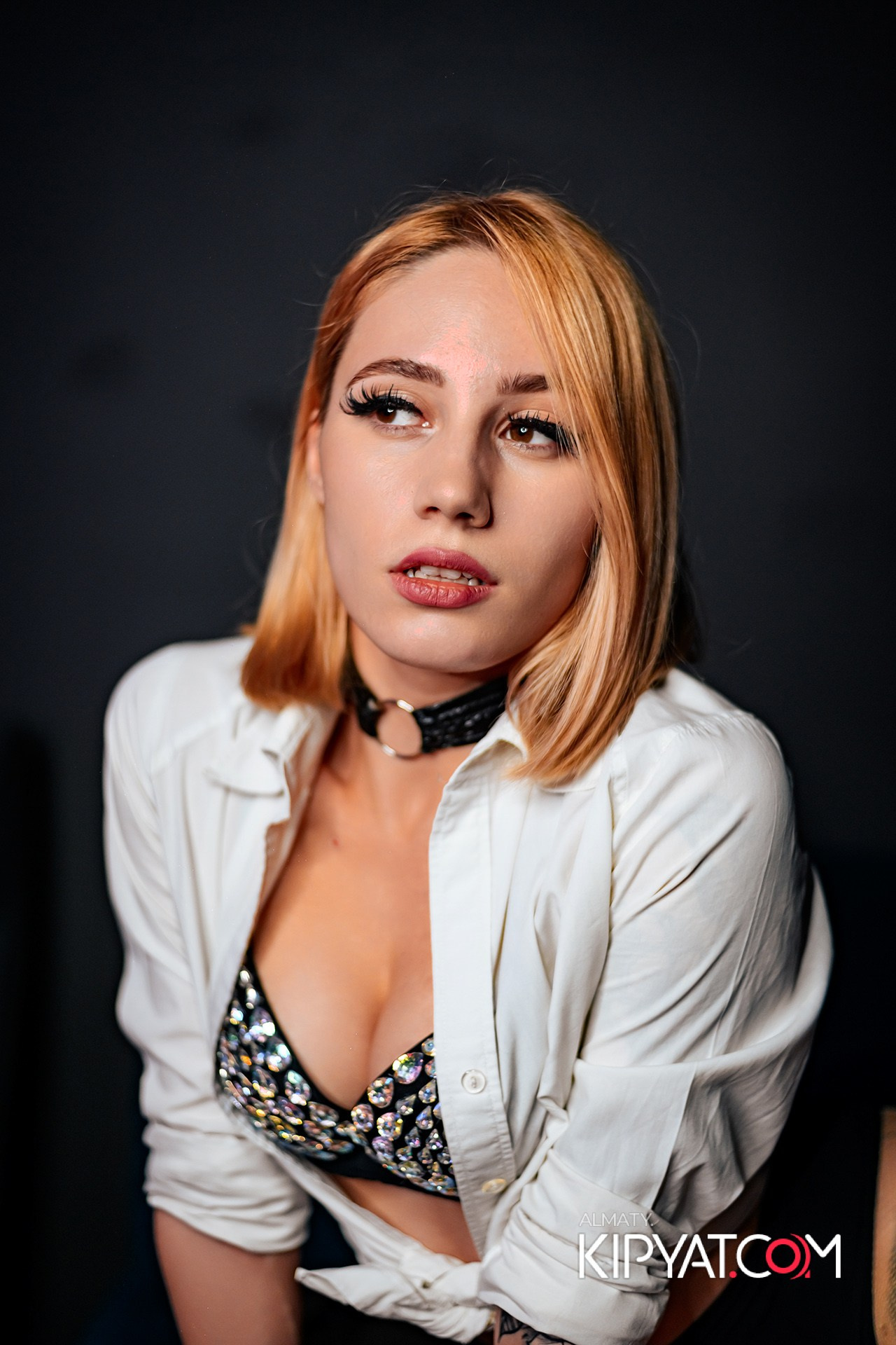 UYAT EMES BAR. КИПЯТКОМ АЛМАТЫ!