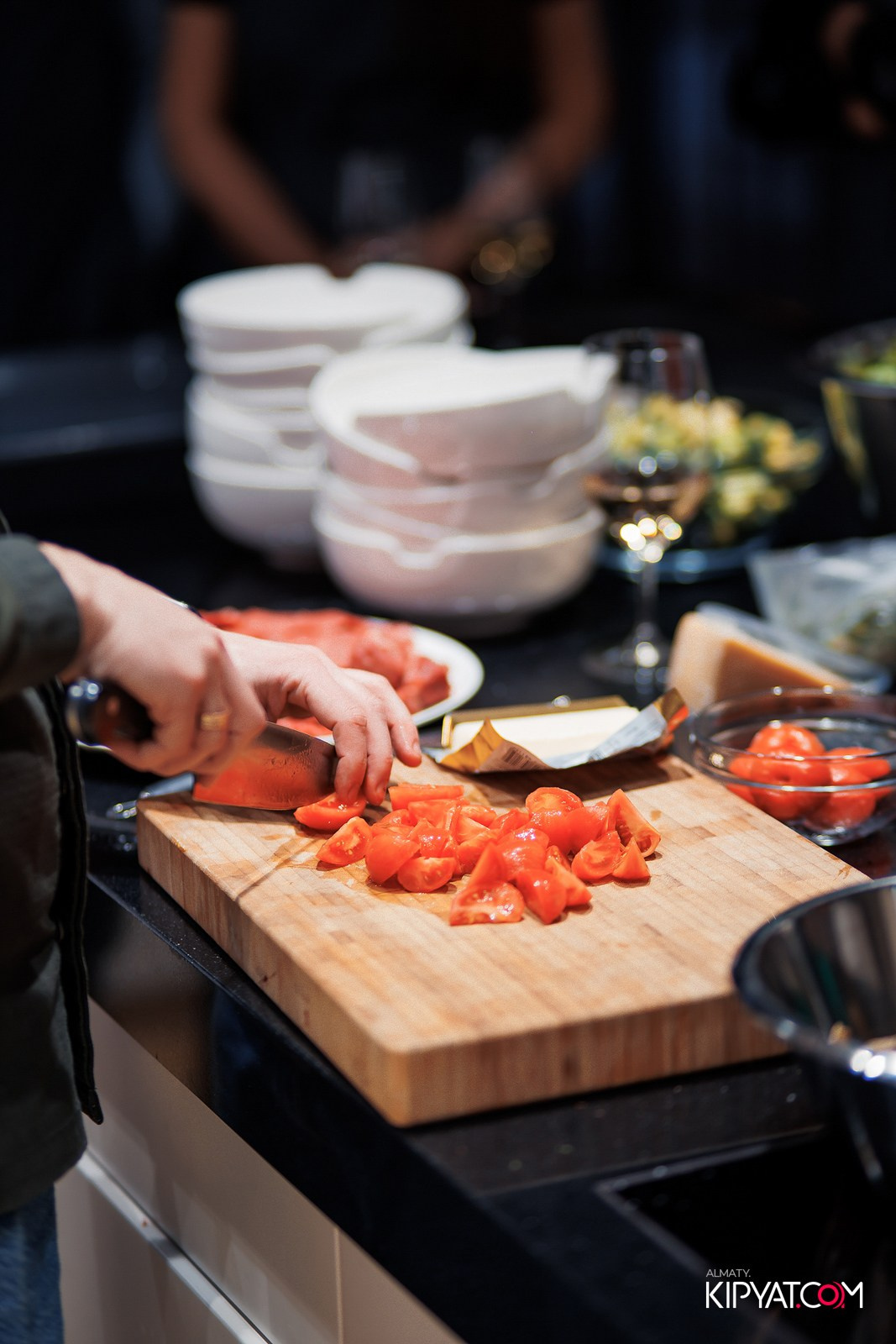 MIELE. КИПЯТКОМ АЛМАТЫ!