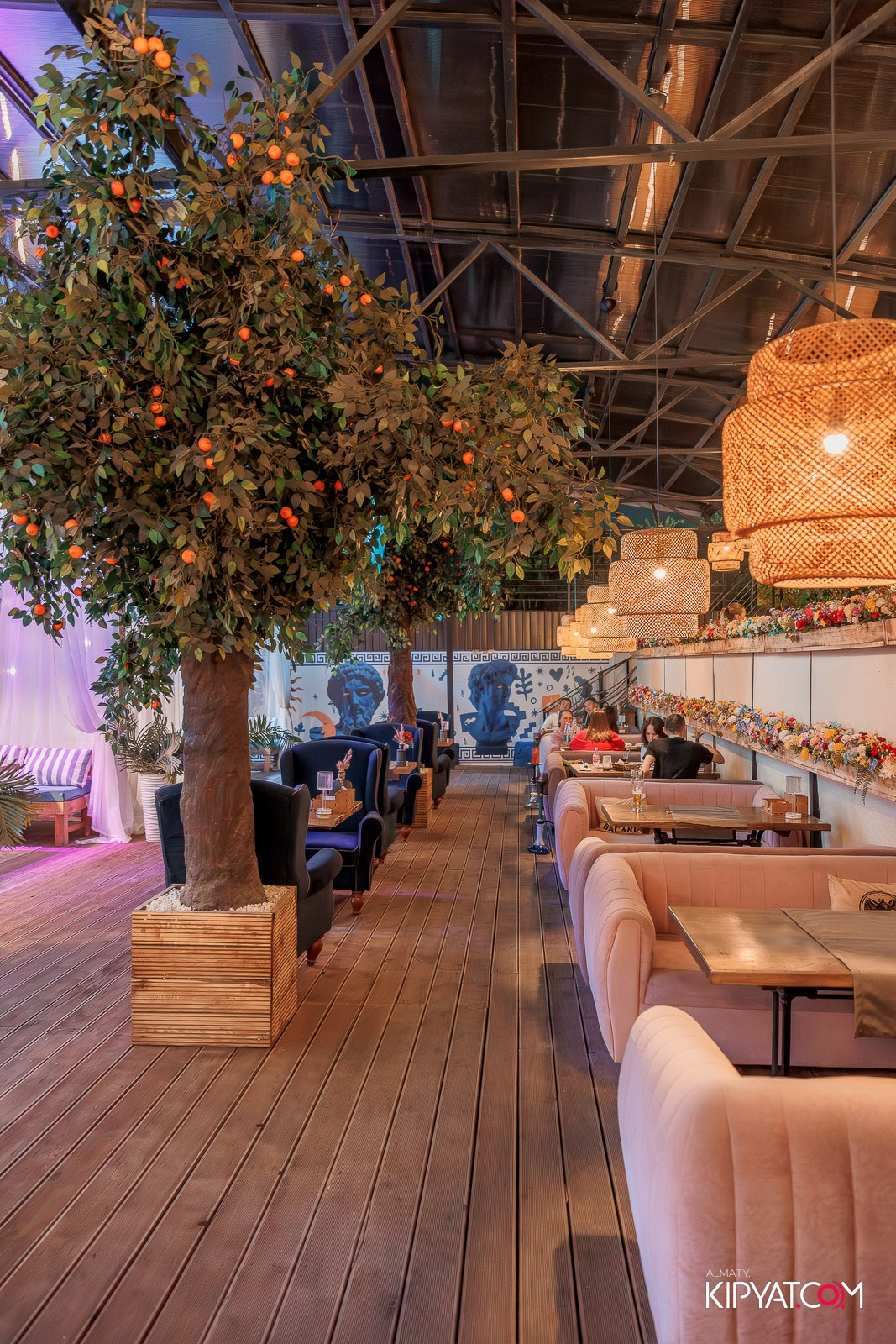 MYKONOS BAR. КИПЯТКОМ АЛМАТЫ!