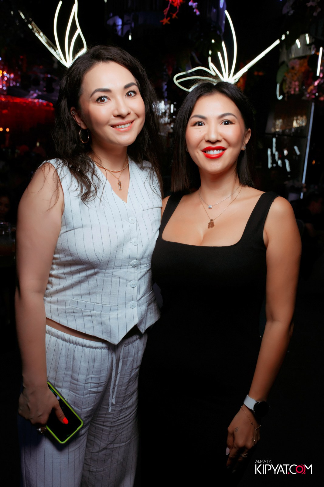 FRIENDS BAR & TERRACE. КИПЯТКОМ АЛМАТЫ!