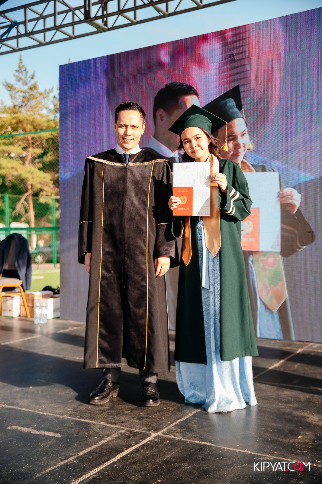 ВРУЧЕНИЕ ДИПЛОМОВ — НАРХОЗ КОЛЛЕДЖ. Part 3. КИПЯТКОМ АЛМАТЫ!
