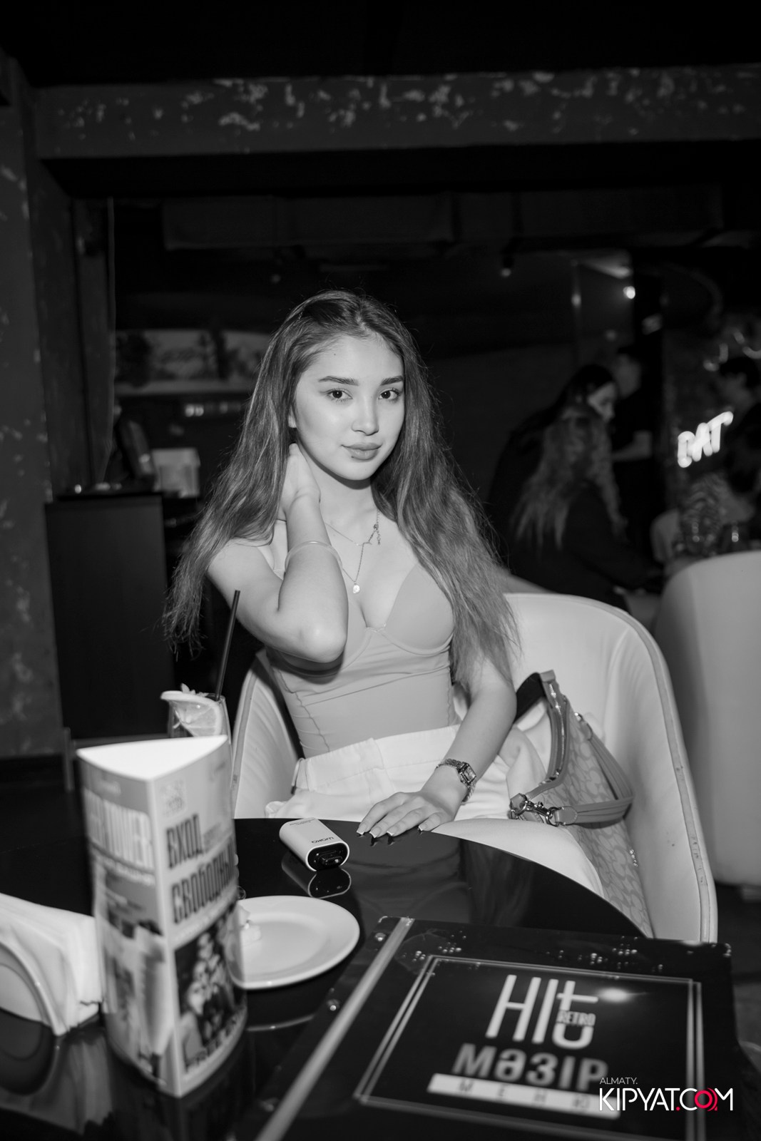 HIT RETRO CLUB. КИПЯТКОМ АЛМАТЫ! Фотосъемка мероприятий в Алматы