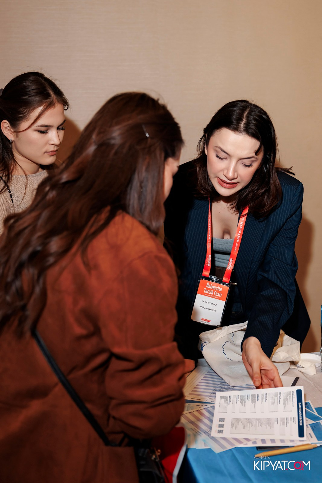 ВЫСТАВКА ТУРЕЦКИХ УНИВЕРСИТЕТОВ. КИПЯТКОМ АЛМАТЫ! Фотосъемка мероприятий в Алматы