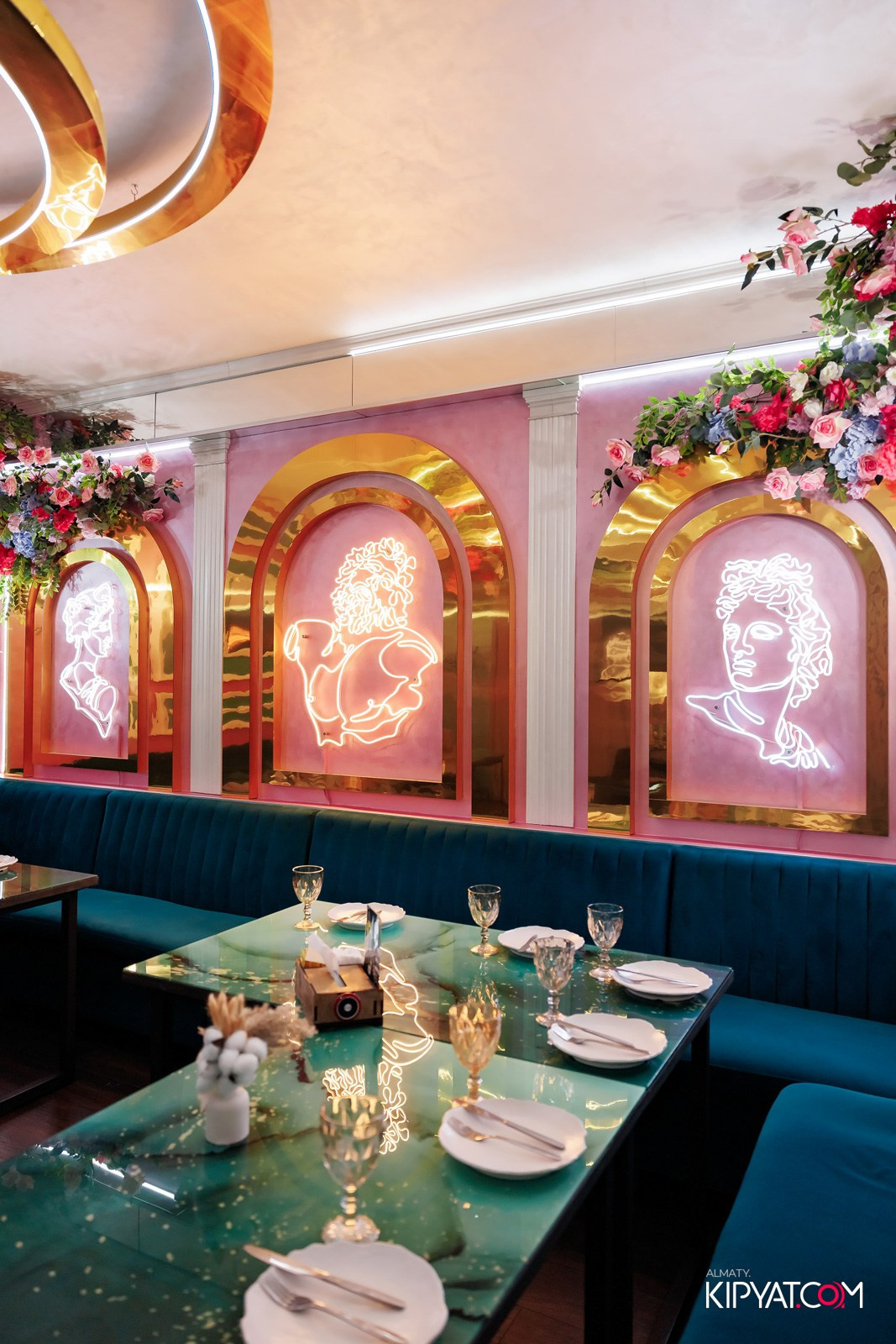 УХО И МЕДВЕДЬ НА САИНА. КИПЯТКОМ АЛМАТЫ!